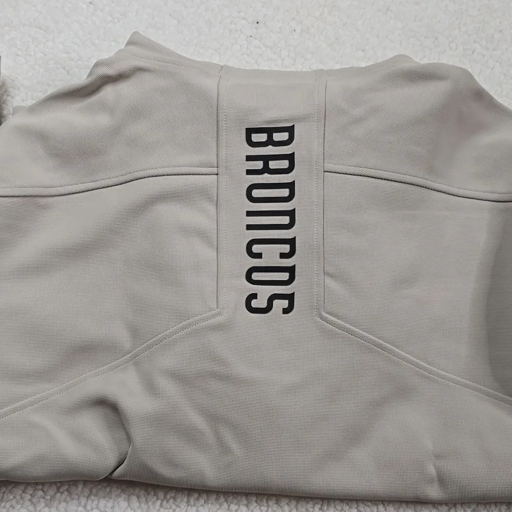 793 NWT UNRL x Broncos Impact Full-Zip SIZE SMALL Color SAND